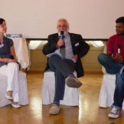 DDR-Kind Maxton Phillip mit Ehefrau Elke beim Talk mit Dr. H. Eichler